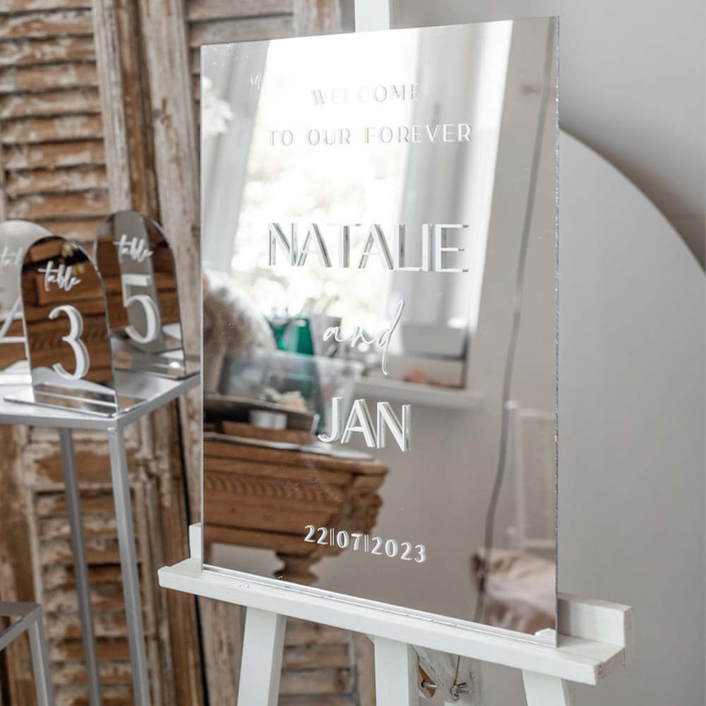 Personalized rectangular acrylic wedding sign in Silver mirror acrylic with 3D letter in different colors in Morocco