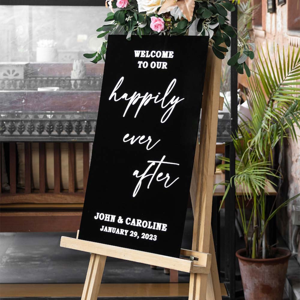 Rectangular acrylic wedding sign personalized in black acrylic with 3D letter in different colors in Morocco 