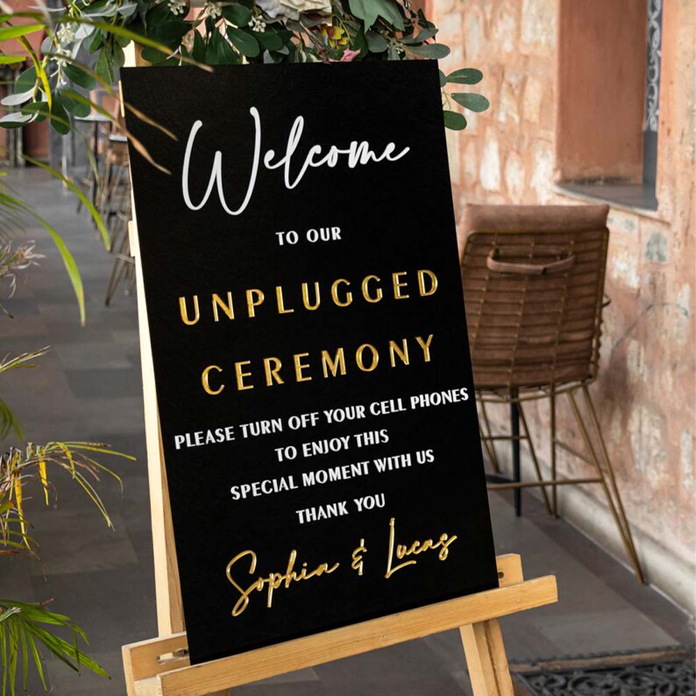 Rectangular acrylic wedding sign personalized in black acrylic with 3D letter in different colors in Morocco 