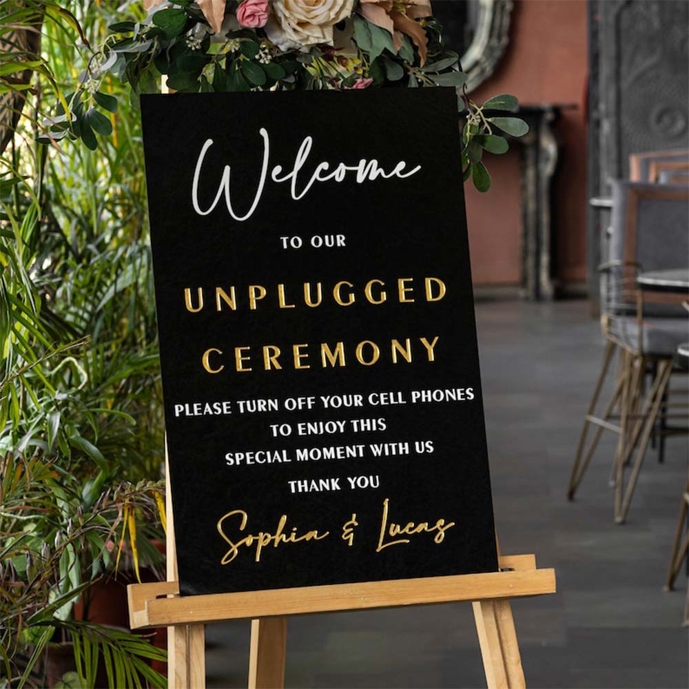Rectangular acrylic wedding sign personalized in black acrylic with 3D letter in different colors in Morocco 