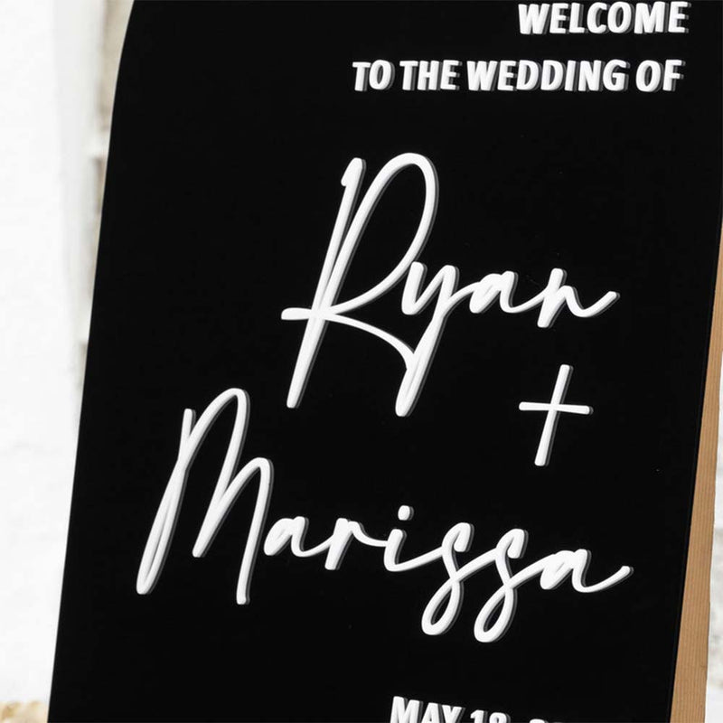 Enseigne acrylique mariage personnalisé en acrylique noir avec 3D letter en différentes couleurs au Maroc