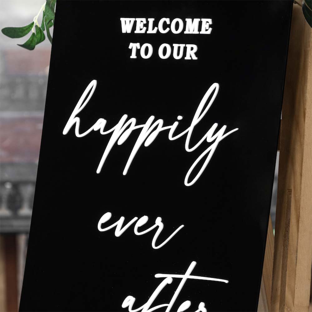 Rectangular acrylic wedding sign personalized in black acrylic with 3D letter in different colors in Morocco 