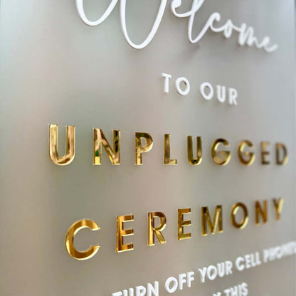 Rectangular acrylic wedding sign personalized in Transparent Satinice Acrylic with 3D letter in different colors in Morocco. 