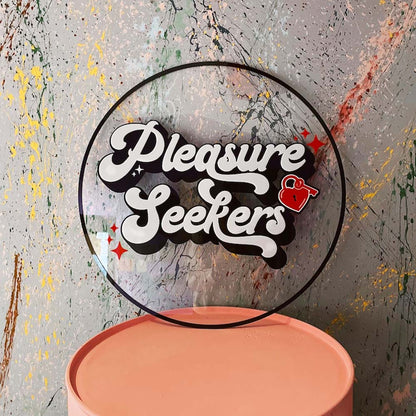 Enseigne en acrylique personnalisé Transparent avec lettrage 3D doré rétroéclairé - signe acrylique au Maroc