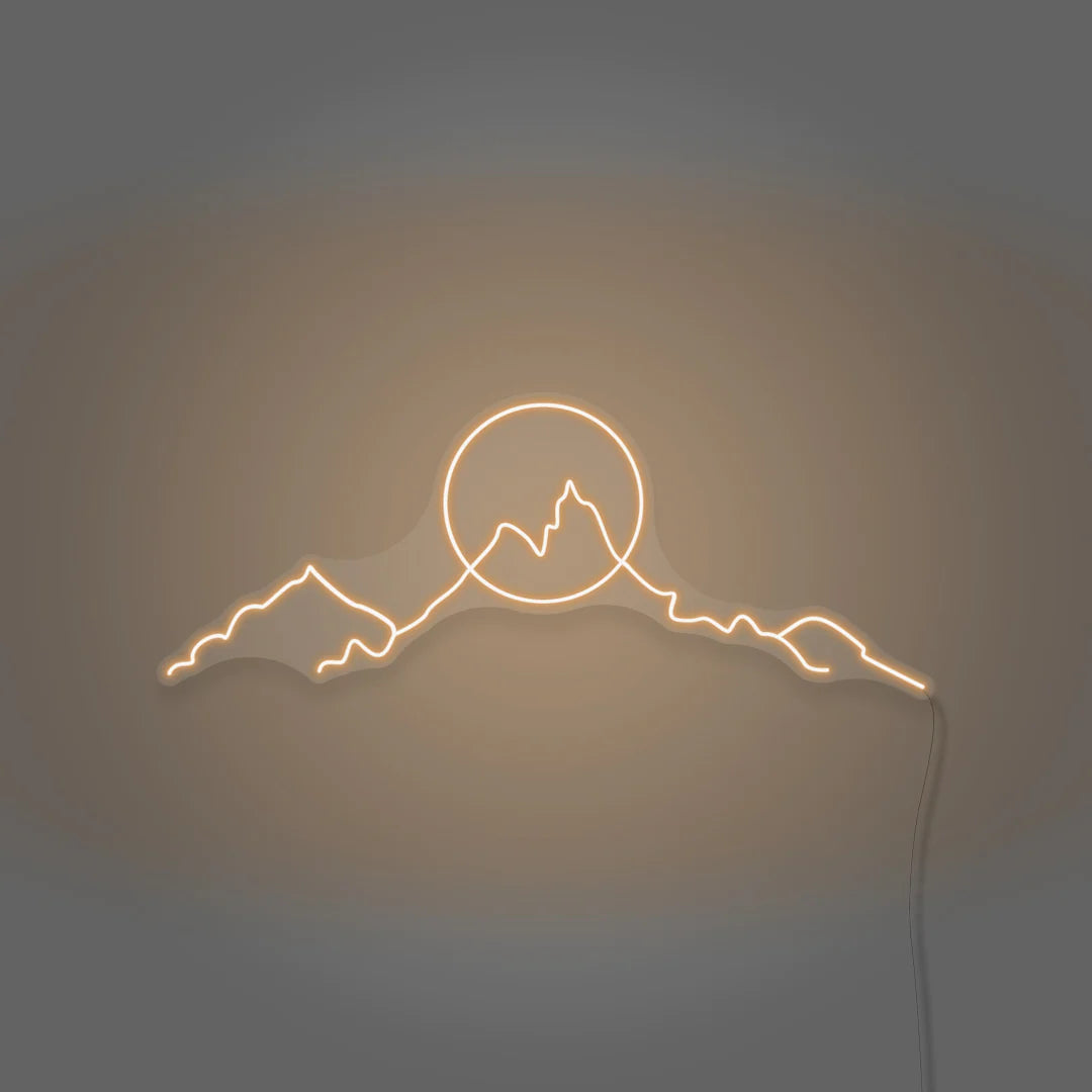Découvrez notre montagne enseigne au néon LED personnalisée au Maroc, disponible exclusivement chez OPLA DESIGN. Cette décoration néon LED est parfaite pour créer une ambiance unique dans votre espace. Que ce soit pour un éclairage architectural, commercial, d'accentuation ou d'ambiance, notre enseigne lumineuse est idéale. Elle convient également pour les jardins, les magasins et bien plus encore. Avec sa technologie LED, elle offre un éclairage de qualité, économique et durable