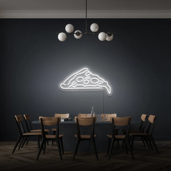 une décoration néon personnalisée au Maroc. Notre enseigne au néon LED apporte une ambiance lumineuse et artistique à votre espace. Parfait pour l'éclairage architectural, commercial, d'accentuation, d'ambiance ou de jardin. Idéal pour les magasins, les vitrines, les voitures et les espaces extérieurs. Notre éclairage LED de qualité offre une solution durable et écoénergétique pour les restaurants, les bureaux, les hôtels, les maisons et bien plus encore. 